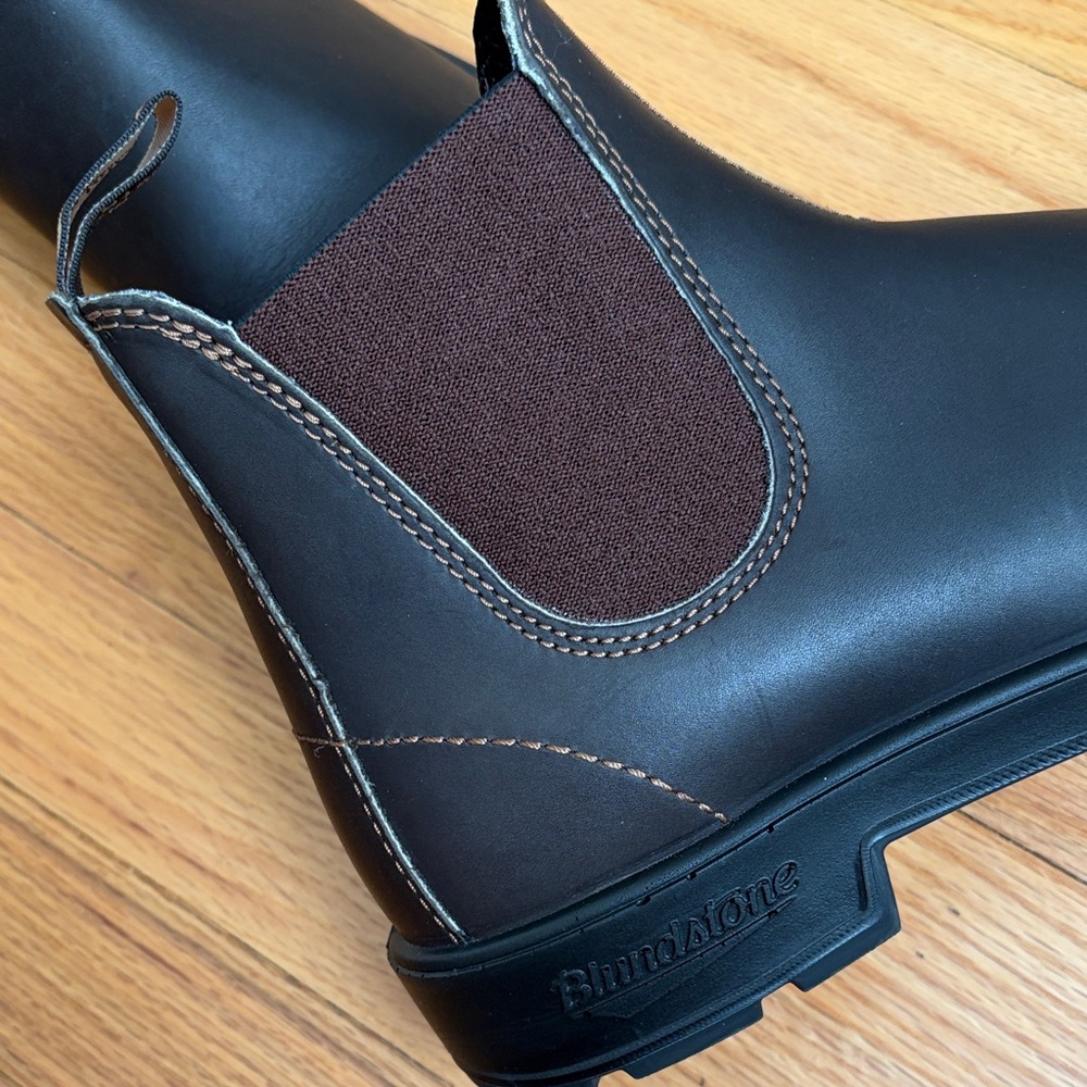 Blundstone Dark Brown Leather Boots - Picture 6 of 7